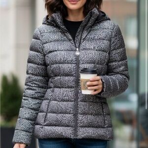 Michael Kors Animal Print Packable Down Fill Puffer Jacket Size XS Petite